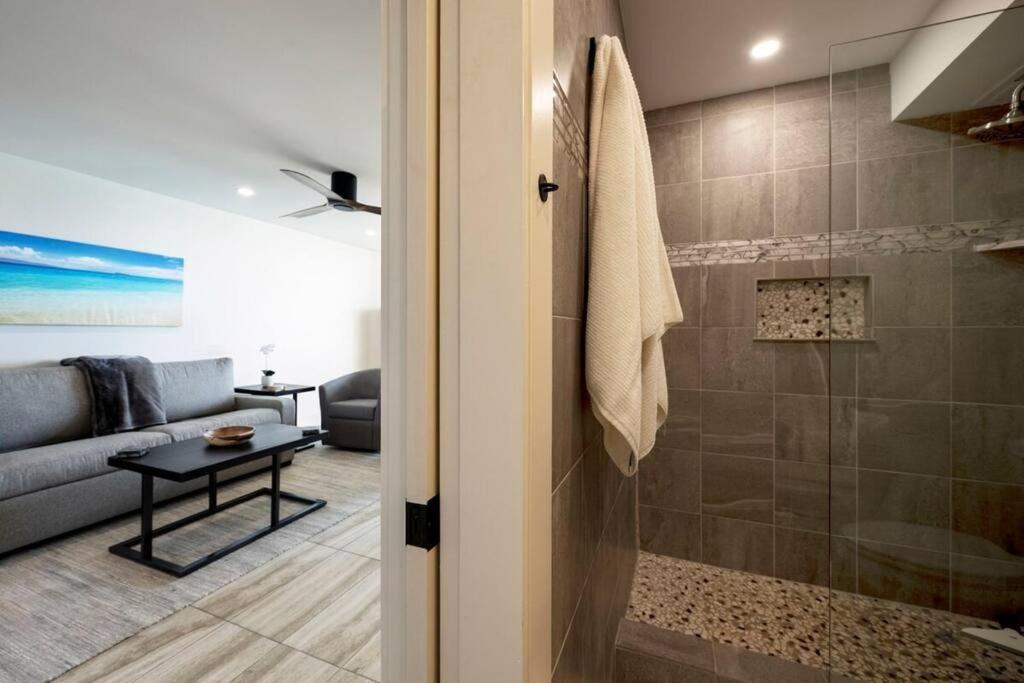 Hale Ono Loa 403- Top Floor, Ocean View, & Complete Modern Remodel Lägenhet Kahana Exteriör bild